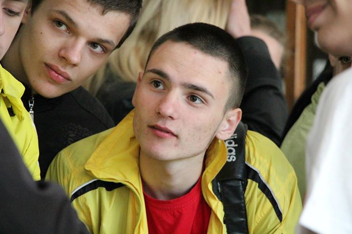 Современная молодежь нуждается в хорошем наставнике, который наставит на верный путь и научит решать проблемы