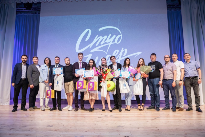 Студенческий лидер